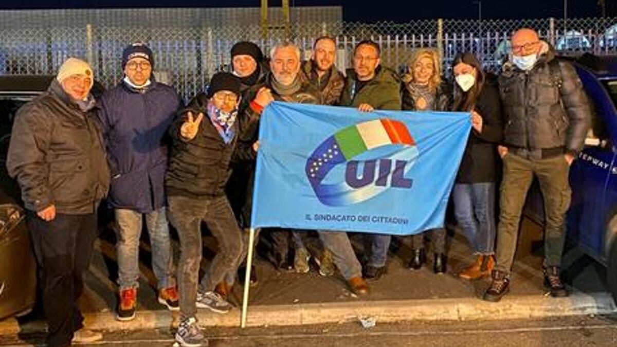 Sciopero di 24 ore dei lavoratori della Pfizer: insufficienti le risposte date dall'azienda - 