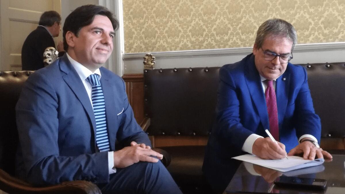 Enzo Bianco ne approfitta per infierire sul sospeso Salvo Pogliese: accuse e presunti progetti pronti - 