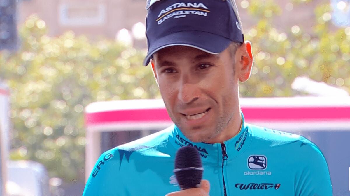 Partita da Catania la quinta tappa del Giro d'Italia, Nibali: "È il mio ultimo giro" - 