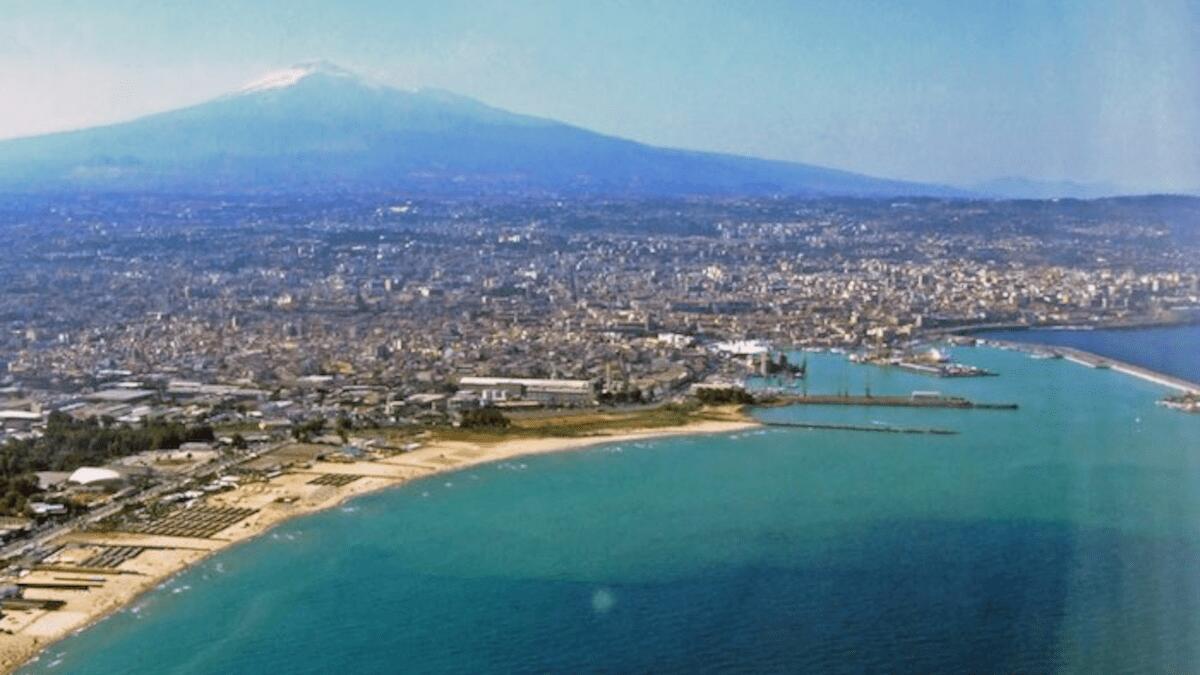 Le Bandiere Blu in Sicilia salgono a 11: nessuna spiaggia premiata a Catania (I DETTAGLI) - 