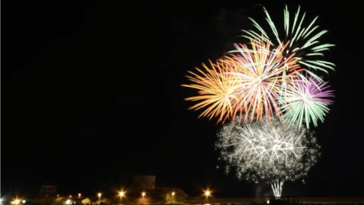 Titolare ditta fuochi artificio senza licenza ignora Questore per festeggiamenti San Giovanni Battista - 
