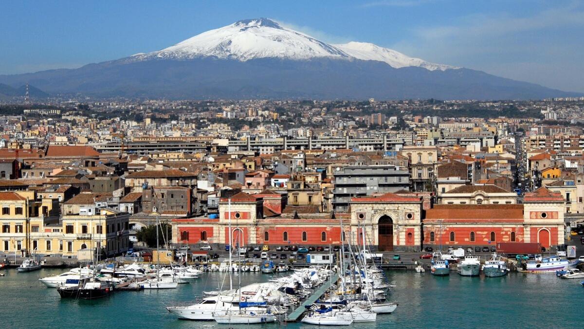 Catania è la città più desiderata dell'estate 2022 nonostante i rifiuti - 