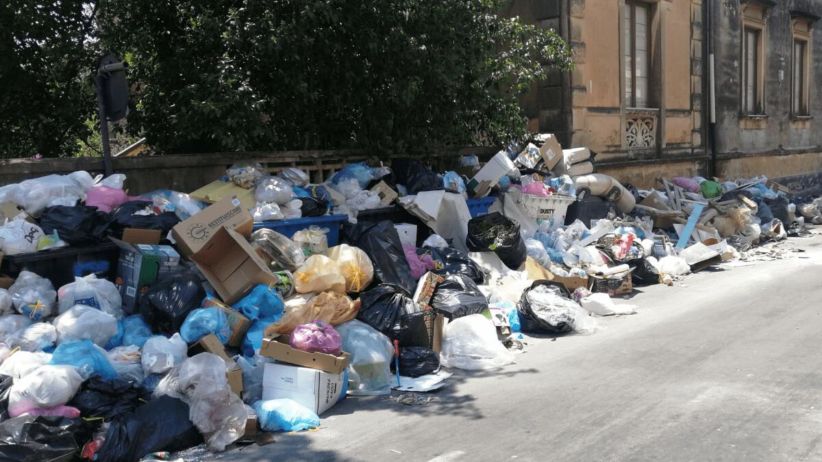 Discariche Catania in aumento: accuse verso il Comune di pressapochismo e mancanza di logica - 