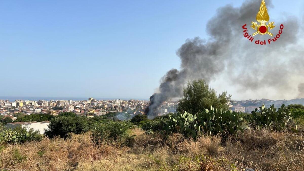Incendio in via Nuovalucello, Cardello "Mettere in sicurezza le aree a rischio" - 