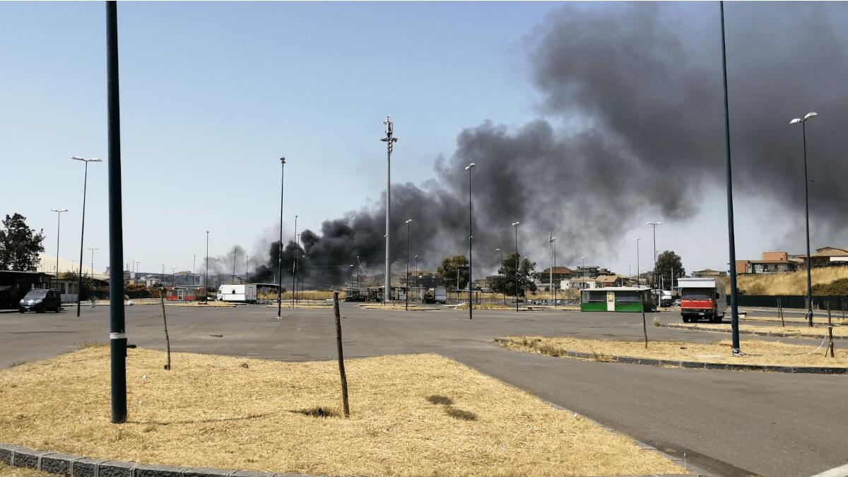 Incendio zona PalaNesima: richiesto un piano di prevenzione per l’intera città - 