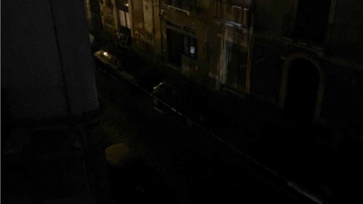Il buio imperversa in piazza Duca di Genova, comitato “CataniaNostra”: «Pericolosi passi indietro» - 