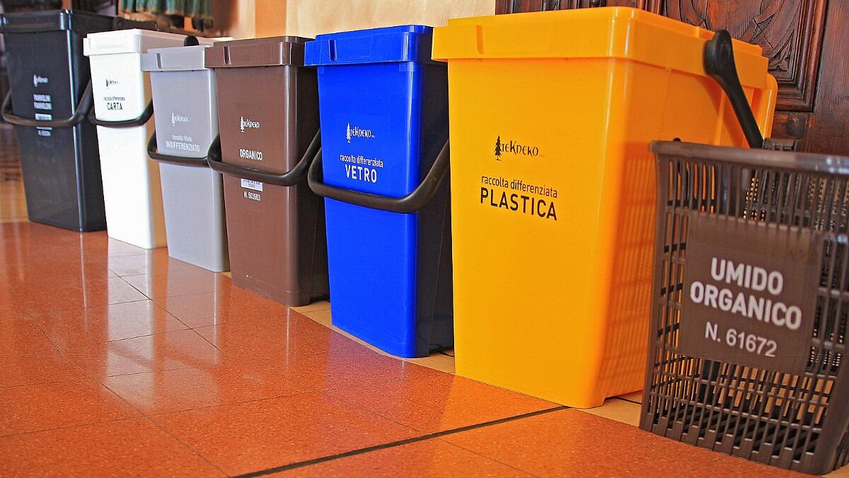 Rifiuti, in distribuzione ai cittadini i mastelli per il porta a porta (ECCO QUANDO) - 
