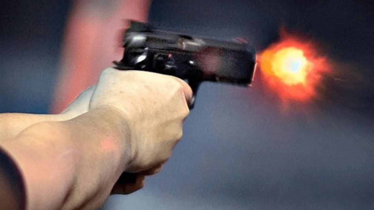 Alterco tra vicini di casa diviene tentato omicidio: uomo spara con pistola abrasa rubata (I FATTI) - 
