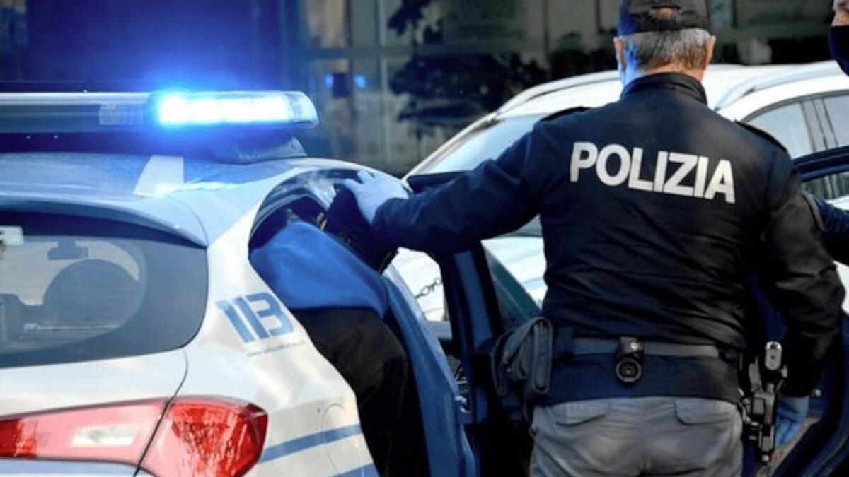 Condannato agli arresti domiciliari crea una convivenza da incubo ai famigliari: condotto in carcere - 