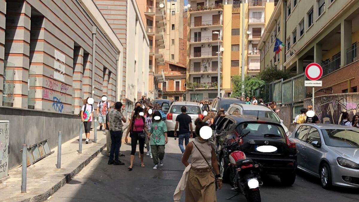 Traffico in tilt in via Carbone: ecco la proposta del III Municipio (LEGGI QUI) - 