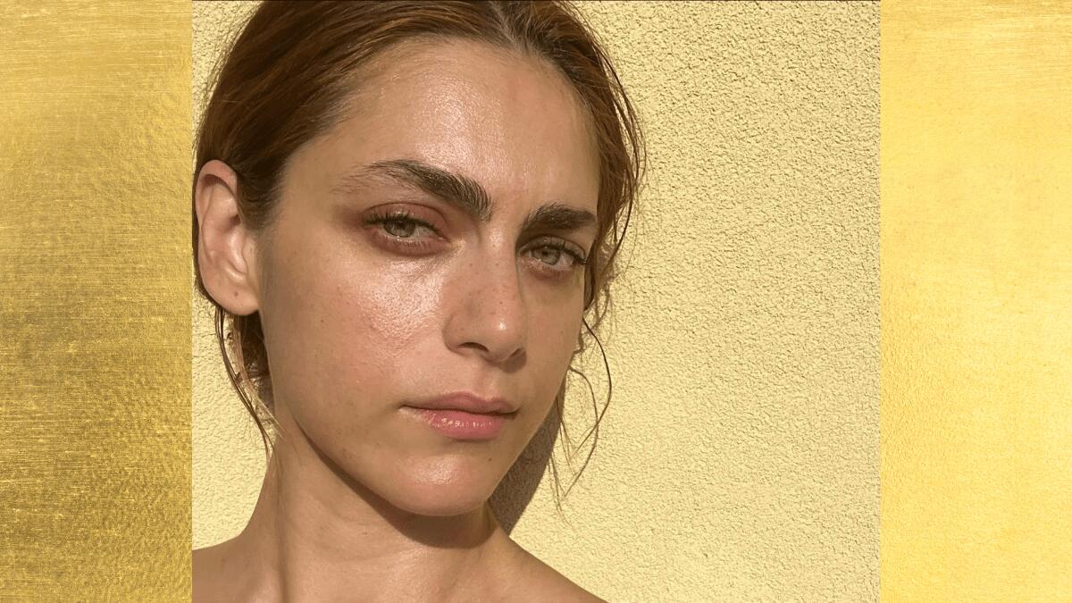 Ecco la miss catanese Miriam Leone, "imperfetta" come mamma l'ha fatta - 