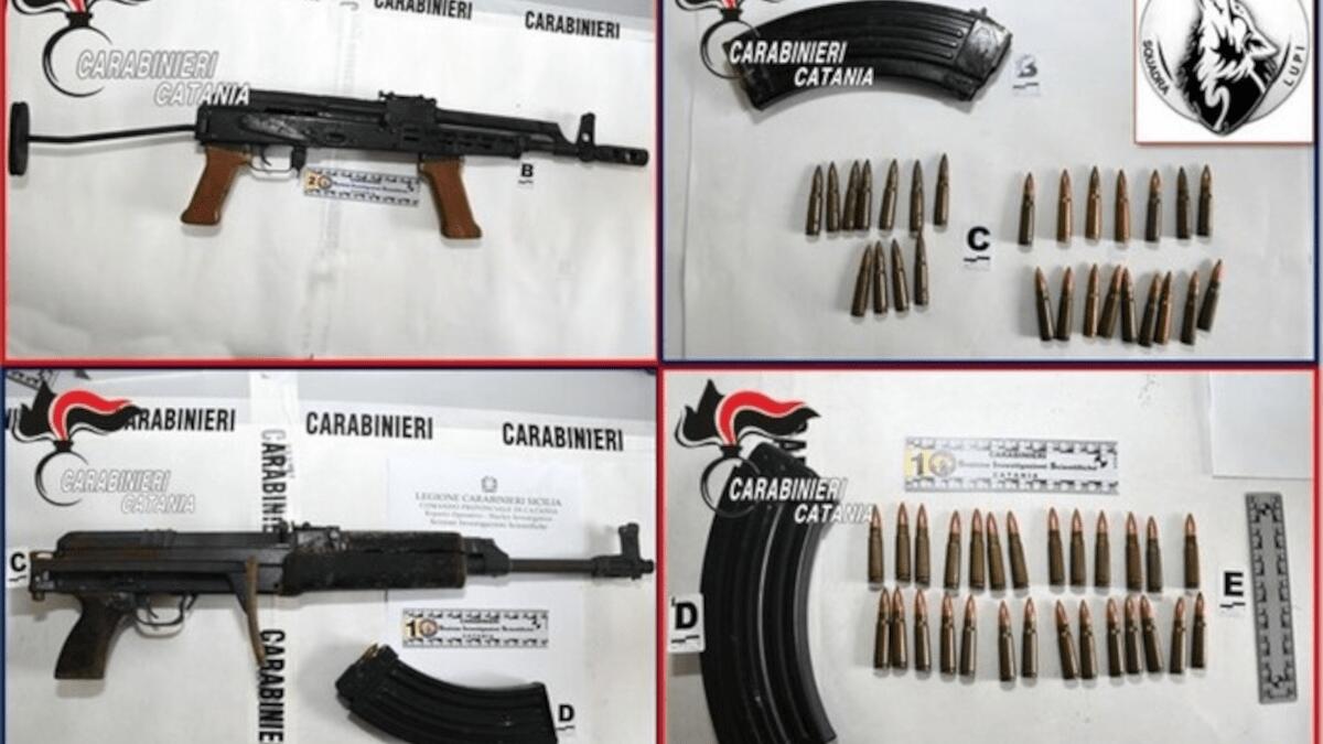Carabinieri trovano Kalashnikov e droga a Librino in una cassaforte sotterrata (I DETTAGLI) - 