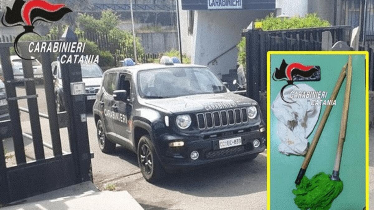 Picchia e strangola moglie durante lite davanti figli minorenni: stoffa in gola per non farla gridare - 