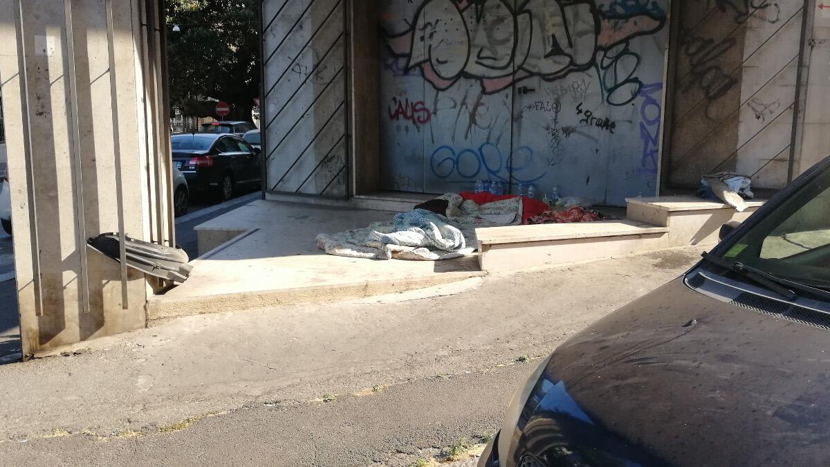 Con l’abbassamento delle temperature torna l'emergenza senzatetto - 