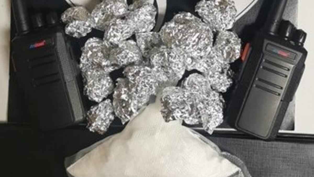 Librino, sequestrati 9000 dosi di droga nascosti in tubo di plastica - 