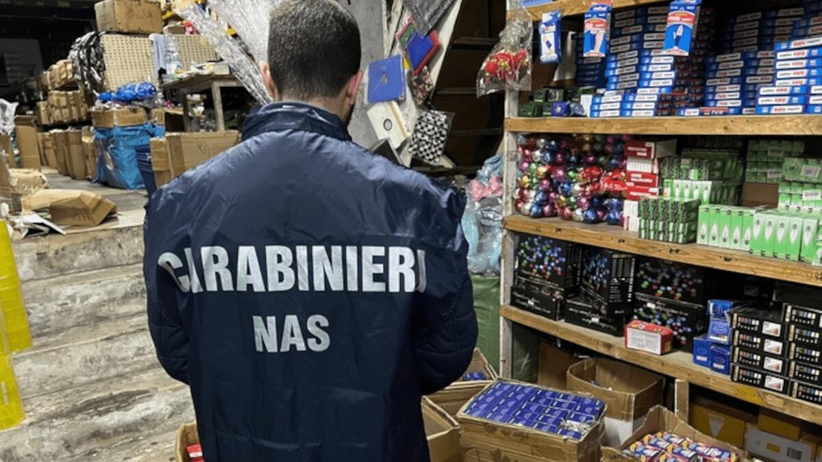 Controlli natalizi Nas Catania: effettuati maxi-sequestri di alimenti e luminarie (I DETTAGLI) - 