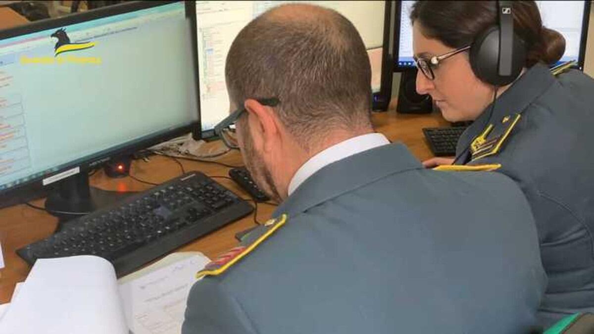 La guardia di Finanza colpisce duro: sequestrati beni per 2,7 milioni di euro - 