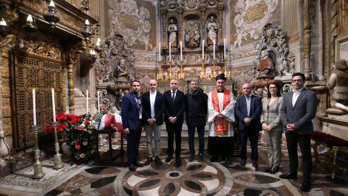 Omaggio floreale a Sant’Agata in vista delle festività - 
