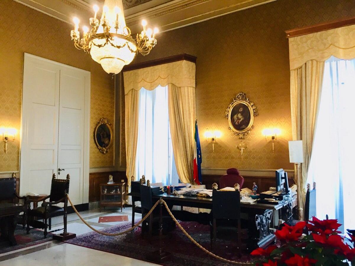 Palazzo degli Elefanti pronto ad accogliere turisti e curiosi questa domenica - 