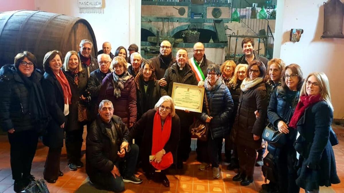 Padre Alfio: la cittadinanza onoraria a Mascalucia che ha commosso la comunità - 