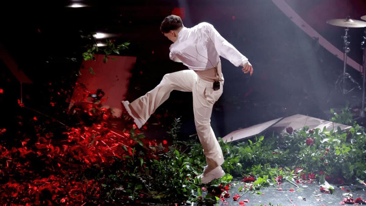 Fiorello a Sanremo 2023: «Ma che m*****a fai? Fai ricantare Blanco? Io me ne vado» - 