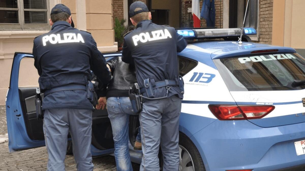 Era il terrore dei negozianti: ecco il rapinatore seriale di Catania. 4 colpi in 17 giorni - 