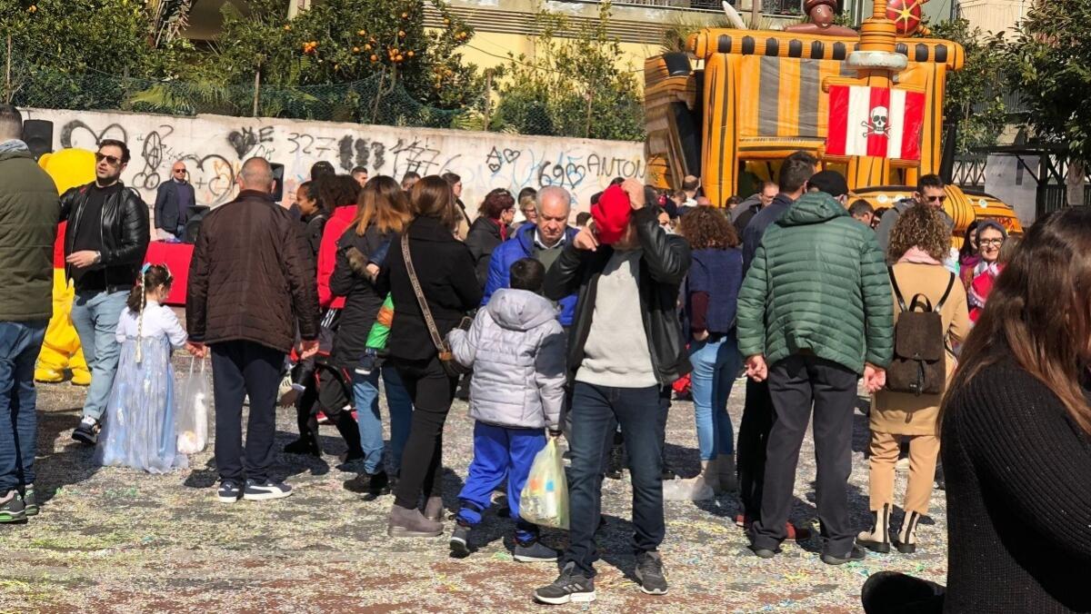Carnevale di Mascalucia 2023, successo inaspettato per la prima domenica di festa. E il divertimento continua - 