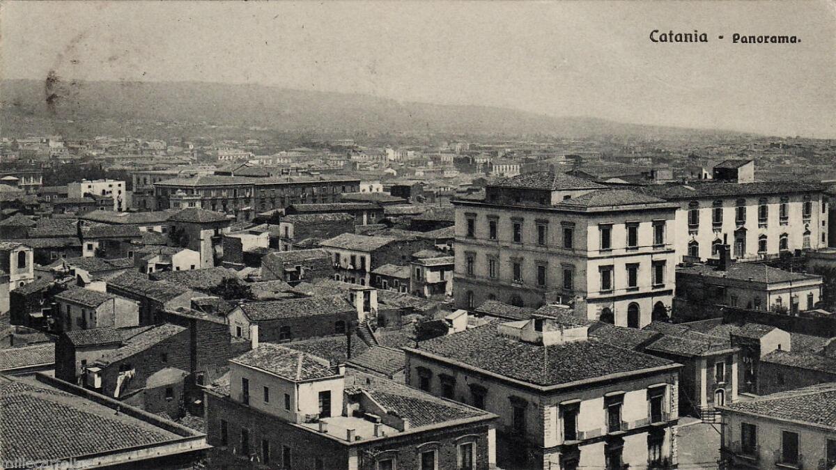 8 foto storiche dell'ex Ospedale Santa Marta di Catania prima della demolizione - 