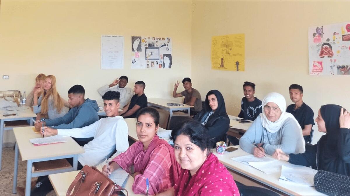 17 corsi dedicati all’inclusione a Catania: oltre 230 migranti a scuola di alfabetizzazione col progetto - 