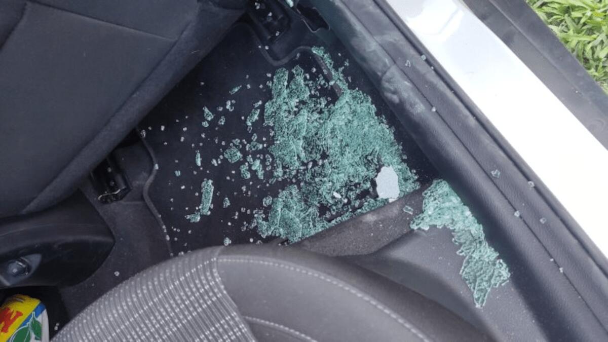 Pregiudicato a spasso con due valigie: stava accompagnando dei turisti fantasma prima di fuggire - 