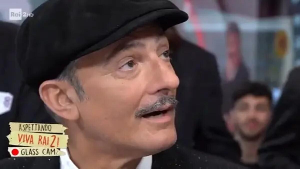 Fiorello si emoziona a Viva Rai 2: la sorpresa che lo ha lasciato a bocca aperta - 