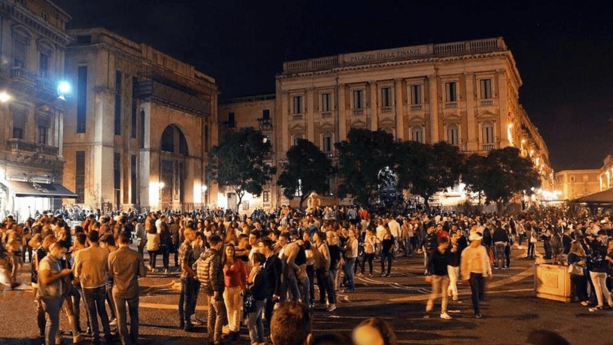 Controllo interforze sulla movida catanese: controllati 170 persone e 87 veicoli - 