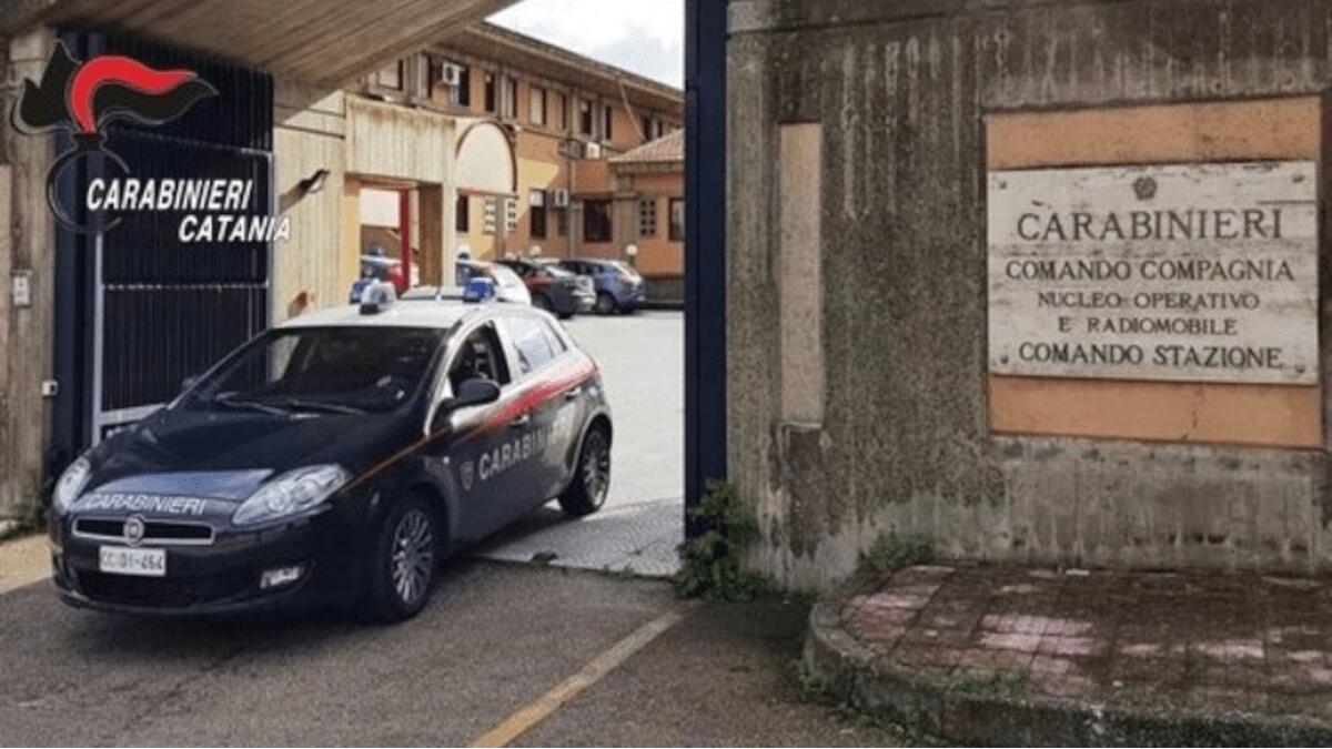 Ex presidente Acireale Calcio si rivolge a mafioso per far saldare un debito a uno dei soci - 