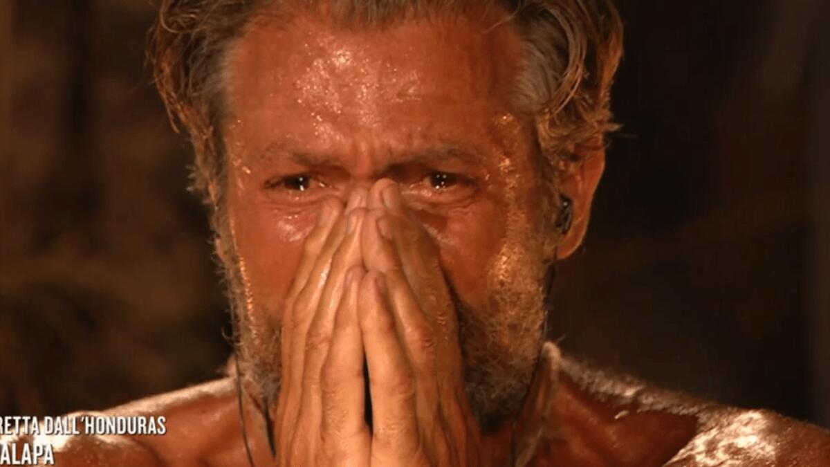 Ennesimo scontro ne L’Isola dei Famosi: Pamela e Andrea Lo Cicero contro Helena (VIDEO) - 
