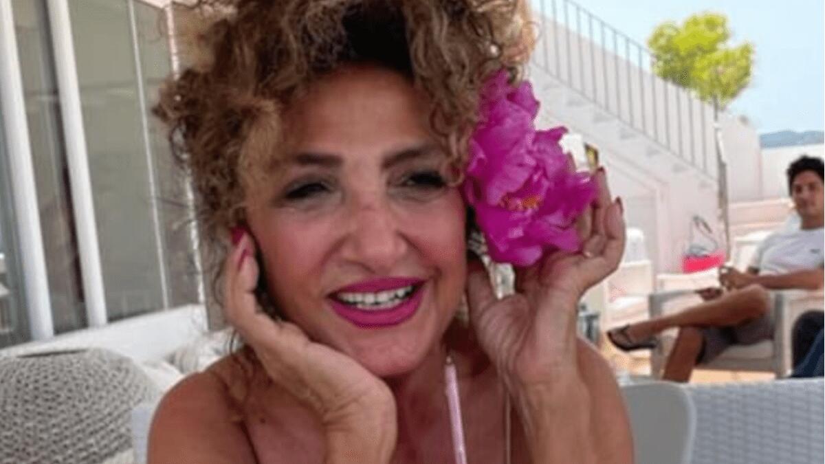 Tanti auguri di buon compleanno Marcella Bella! Carriera brillante e voce inconfondibile - 