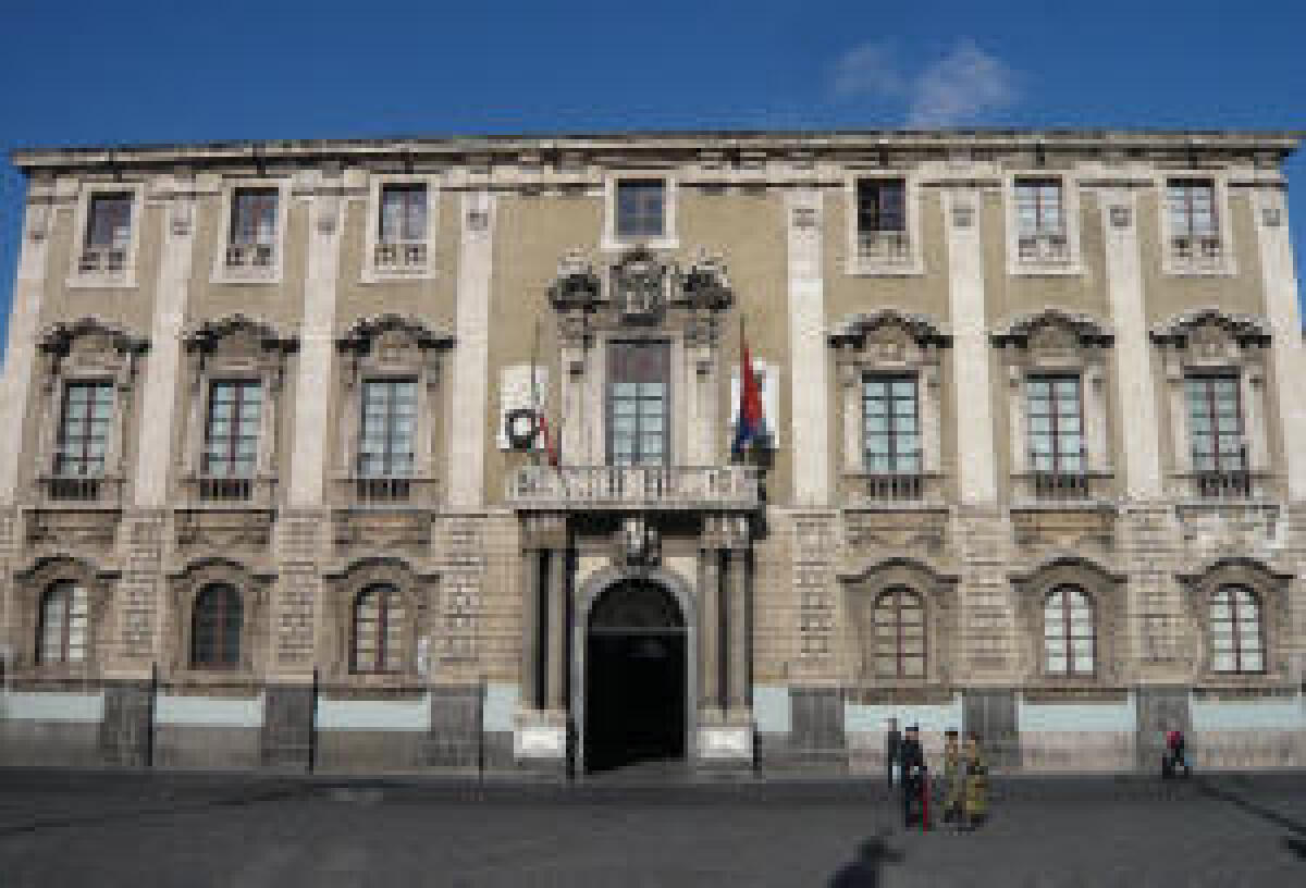 Catania: Il sindaco Trantino nomina la nuova giunta municipale. Scopri i volti che guideranno la città! - 