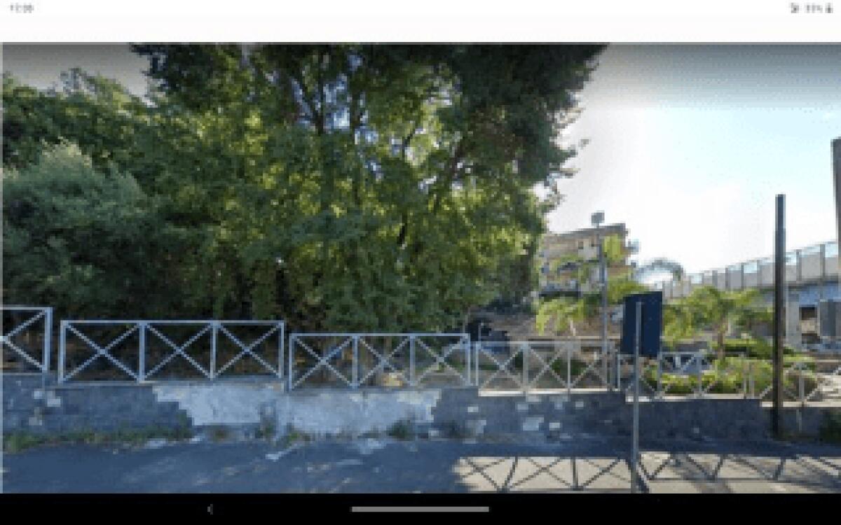 Gravina di Catania commemora Rita Privitera, vittima del terrorismo: una cerimonia di ricordo emozionante - 