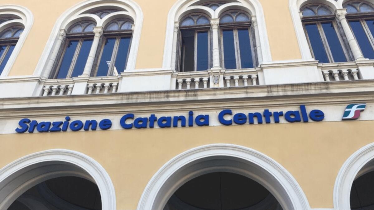 Disagi per lo sciopero nazionale dei treni: in Sicilia adesione del 95% e salta il sistema ferroviario - 