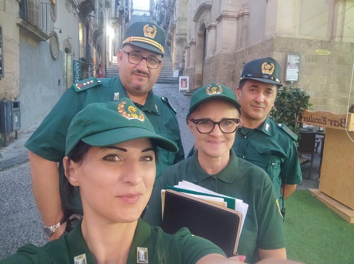 Controllo microchip cani a Caltagirone: tutti regolari! Un gesto di responsabilità e tutela - 