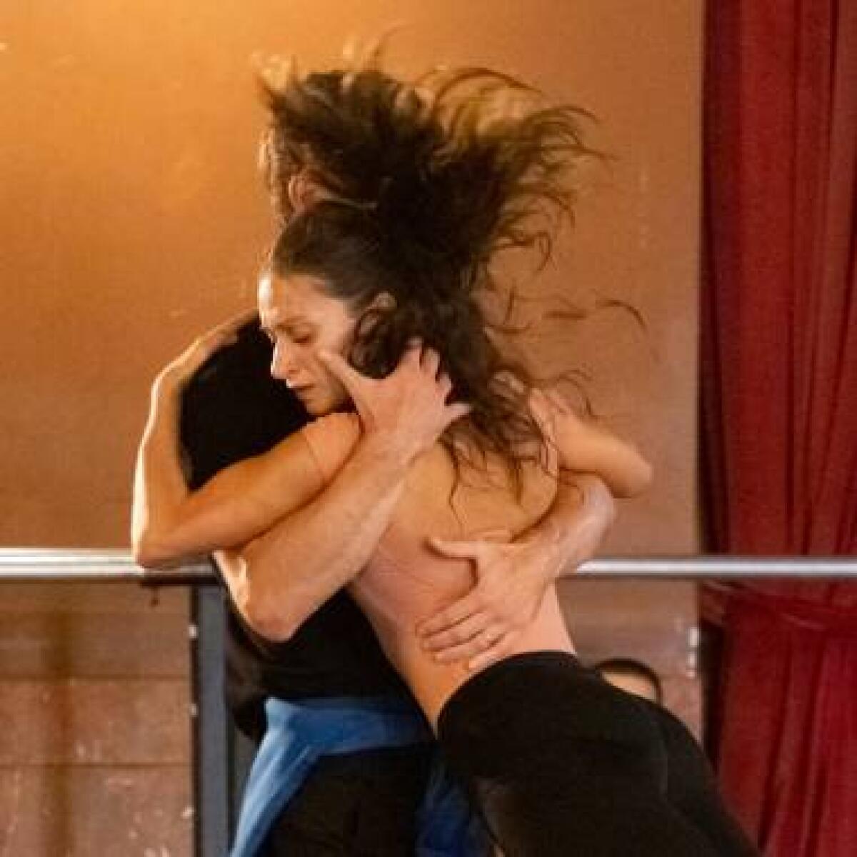 Anna: lo spettacolo di danza che denuncia la violenza sulle donne e la dipendenza dalle droghe al Teatro Massimo di Palermo - 