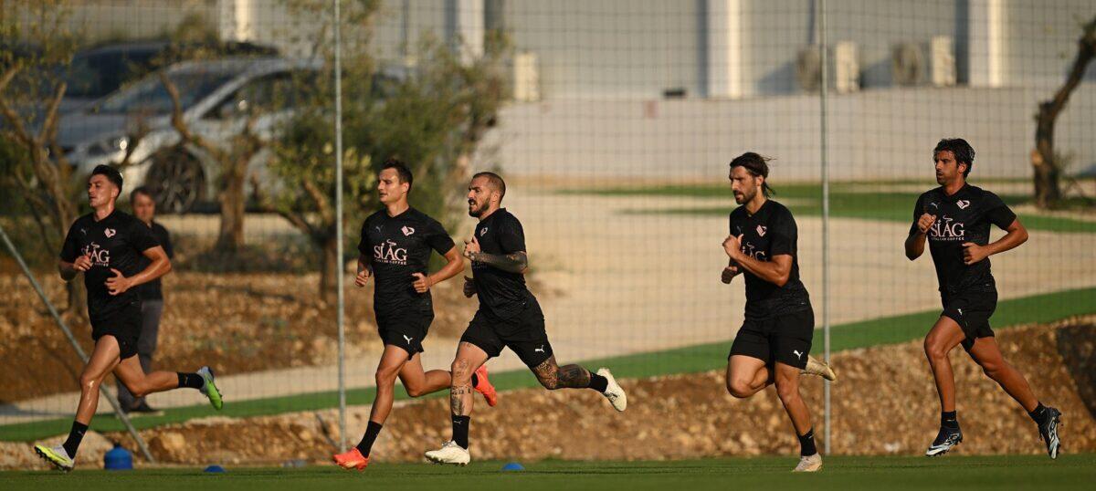 Palermo F.C.: Allenamento mattutino con attivazione, sviluppo offensivo e circuit training - 