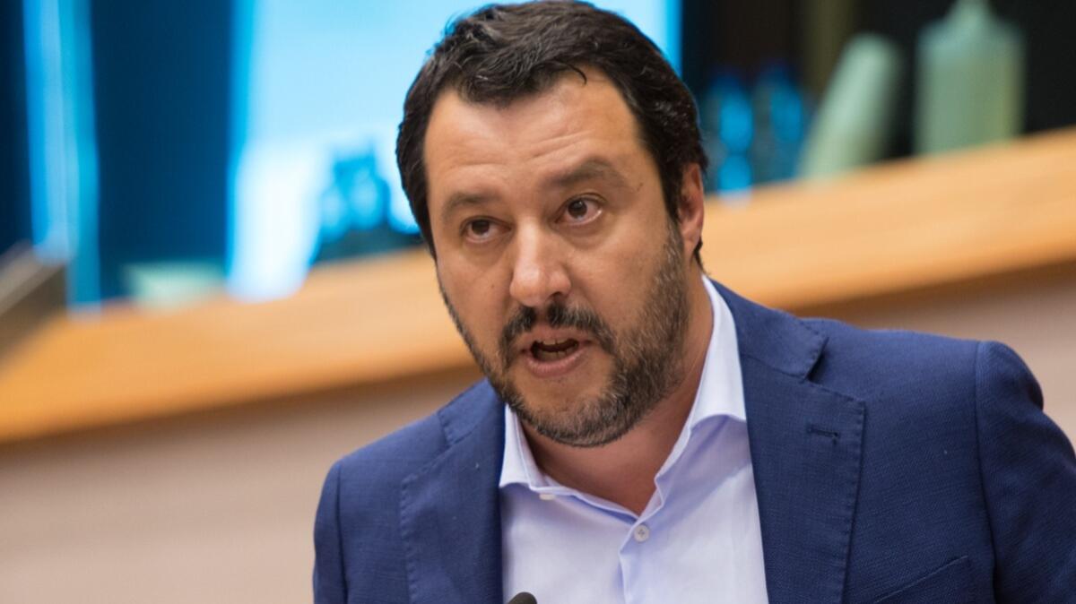 Open Arms, Salvini manda "bacioni" a Richard Gere e gli da appuntamento a Palermo. Leggi i dettagli - 