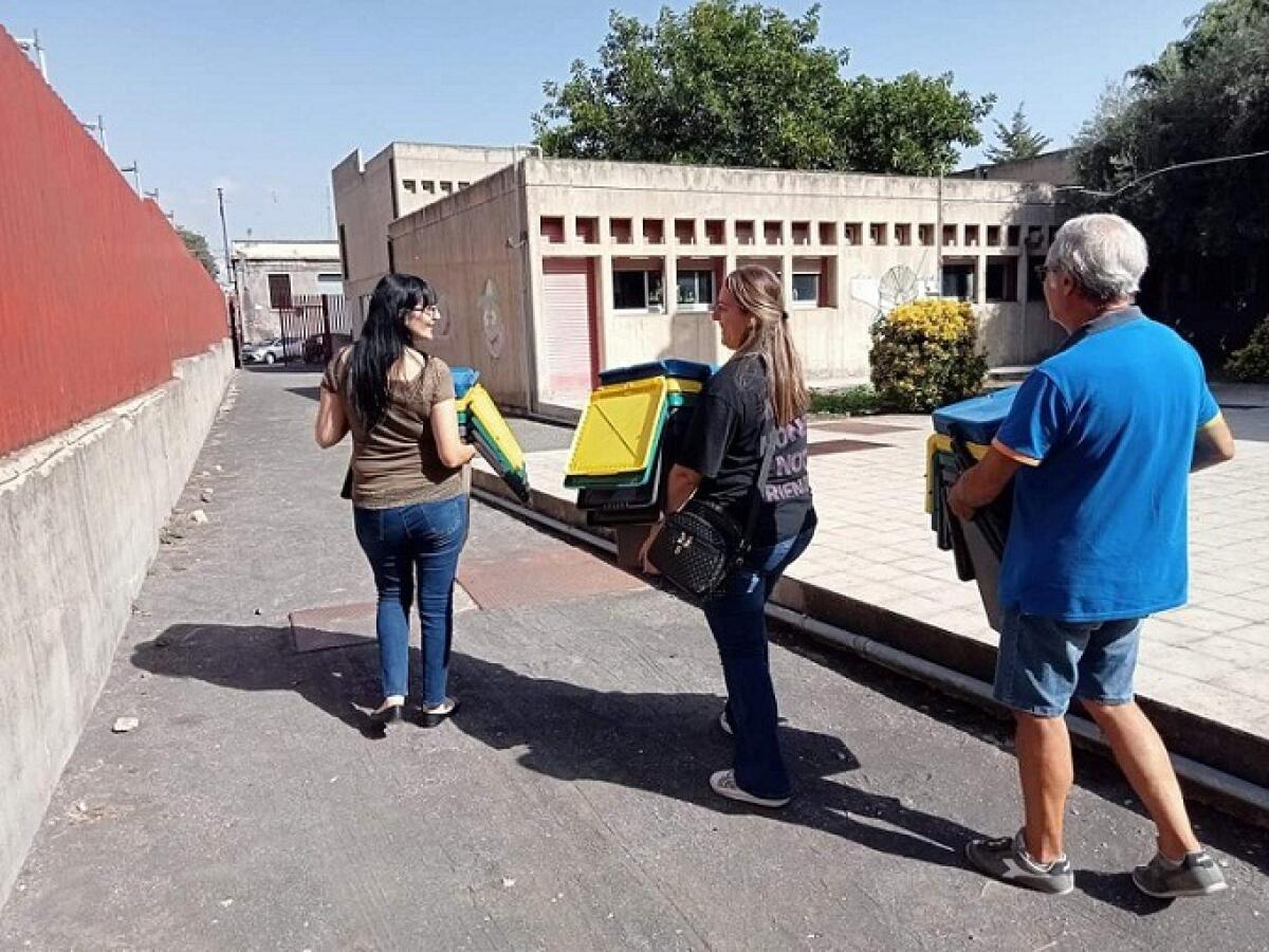 Lezione civica sull’ambiente: EcoTour sensibilizza i bambini di Catania alla raccolta differenziata - 