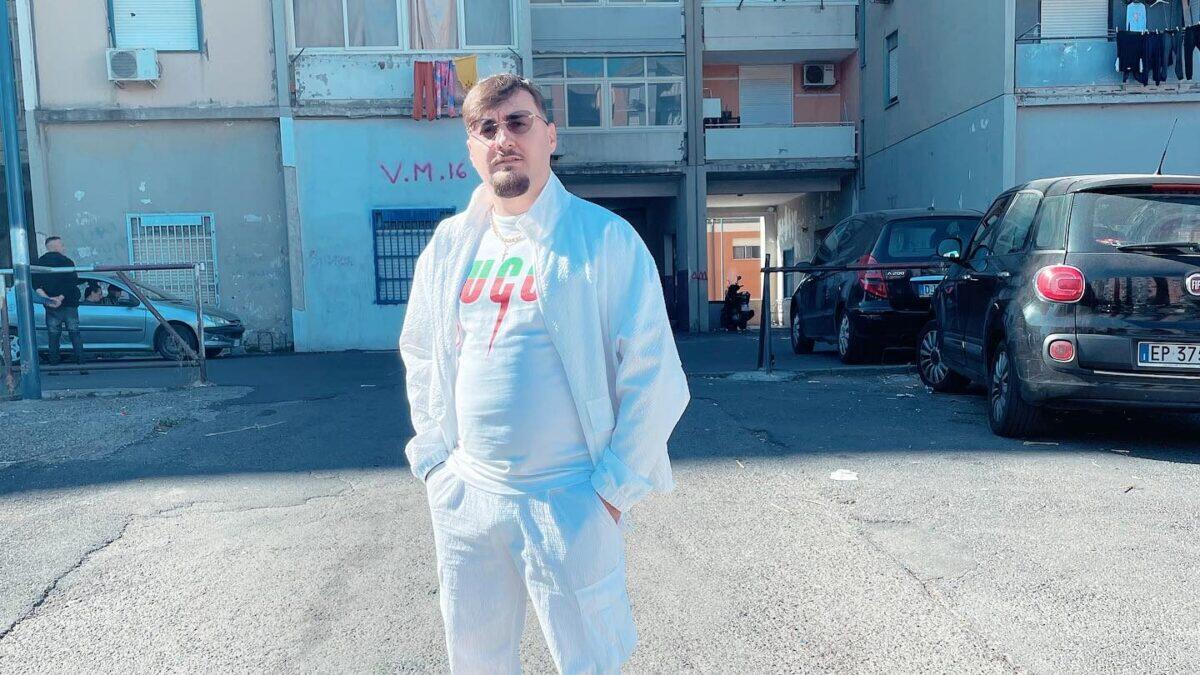 "Auguri a me", Savvo Zauddo sceglie la sua amata Catania per festeggiare - 