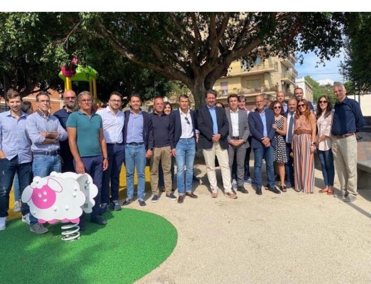 Piazza Santa Maria Ausiliatrice a Catania: una trasformazione ecologica e innovativa che conquista grandi e piccini - 