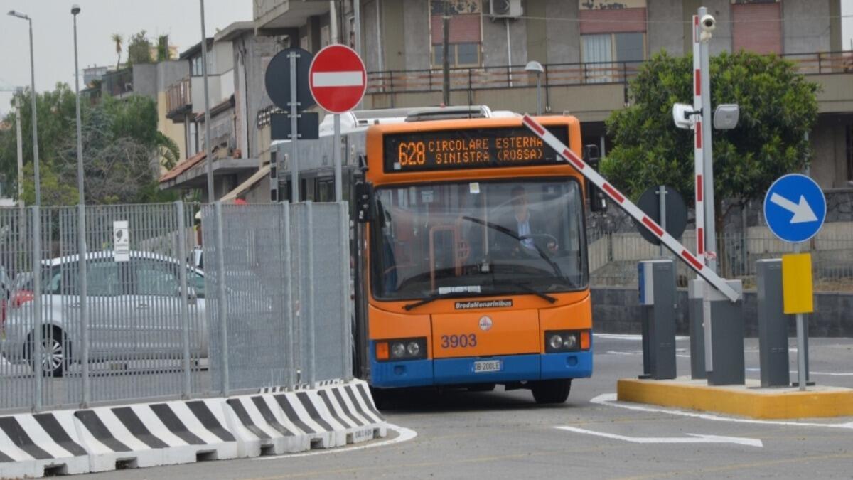 Minaccia e aggredisce autista Amt di Catania, la reazione dell'Ugl - 