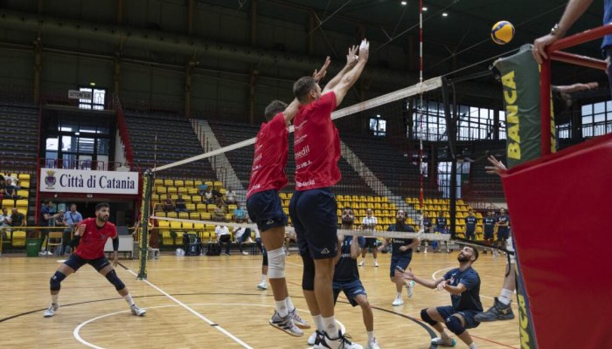 Farmitalia Saturnia di Catania vince 4-0 contro Avimecc Modica: un successo che promette grandi risultati per la stagione 2023-2024 - 