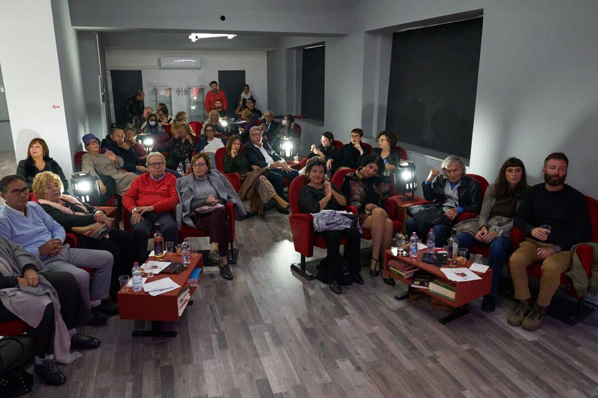 Delitto e castigo: il Teatro Stabile di Catania presenta un imperdibile Caffè Letterario con Alice Ferlito e Gianni Garrera - 