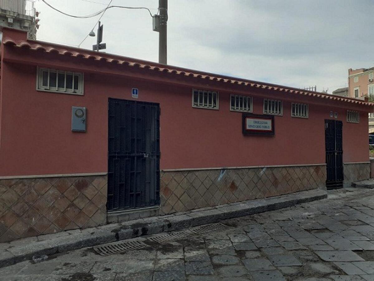 Riapertura bagni pubblici di via Lavandaie a Catania: servizi accessibili tutti i giorni dalle ore 7 alle 19 - 