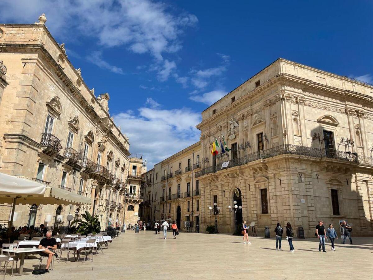 Università di Catania: Centenario della Scuola di specializzazione in Beni archeologici, ospite il Ministro della Cultura Gennaro Sangiuliano - 